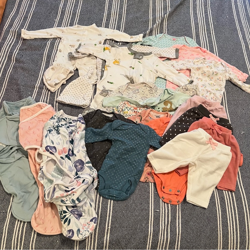 BUNDLE/LOT Baby Girl’s Clothes!